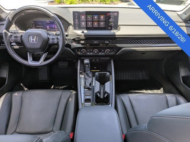 Used 2023 Honda Accord Touring image 14