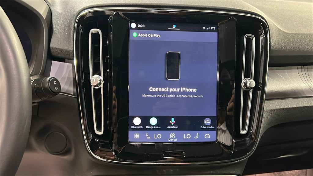 Certified 2023 Volvo XC40 Recharge Plus w/ Protection Package Premier AWD/4WD image 16