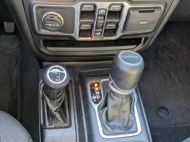 Used 2023 Jeep Gladiator Willys image 13