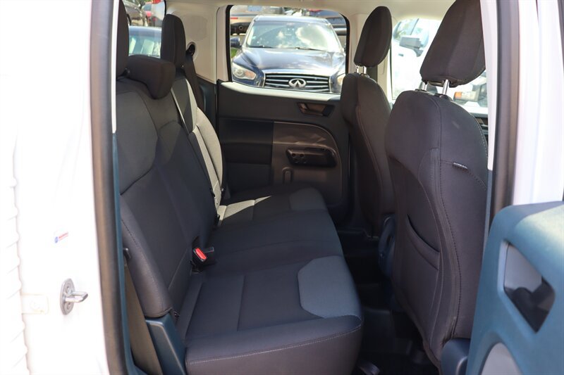 Used 2022 Ford Maverick XL w/ Equipment Group 100A Standard AWD/4WD image 27