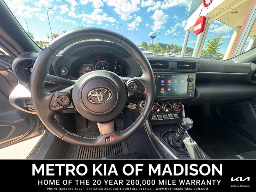 Used 2023 Toyota GR86 Premium RWD image 15