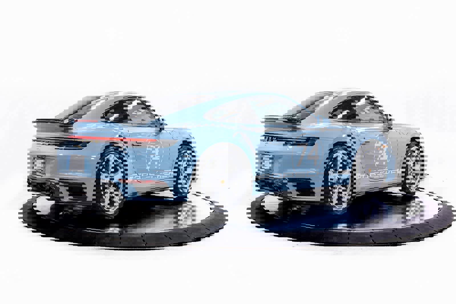 Used 2025 Porsche 911 Turbo S image 7