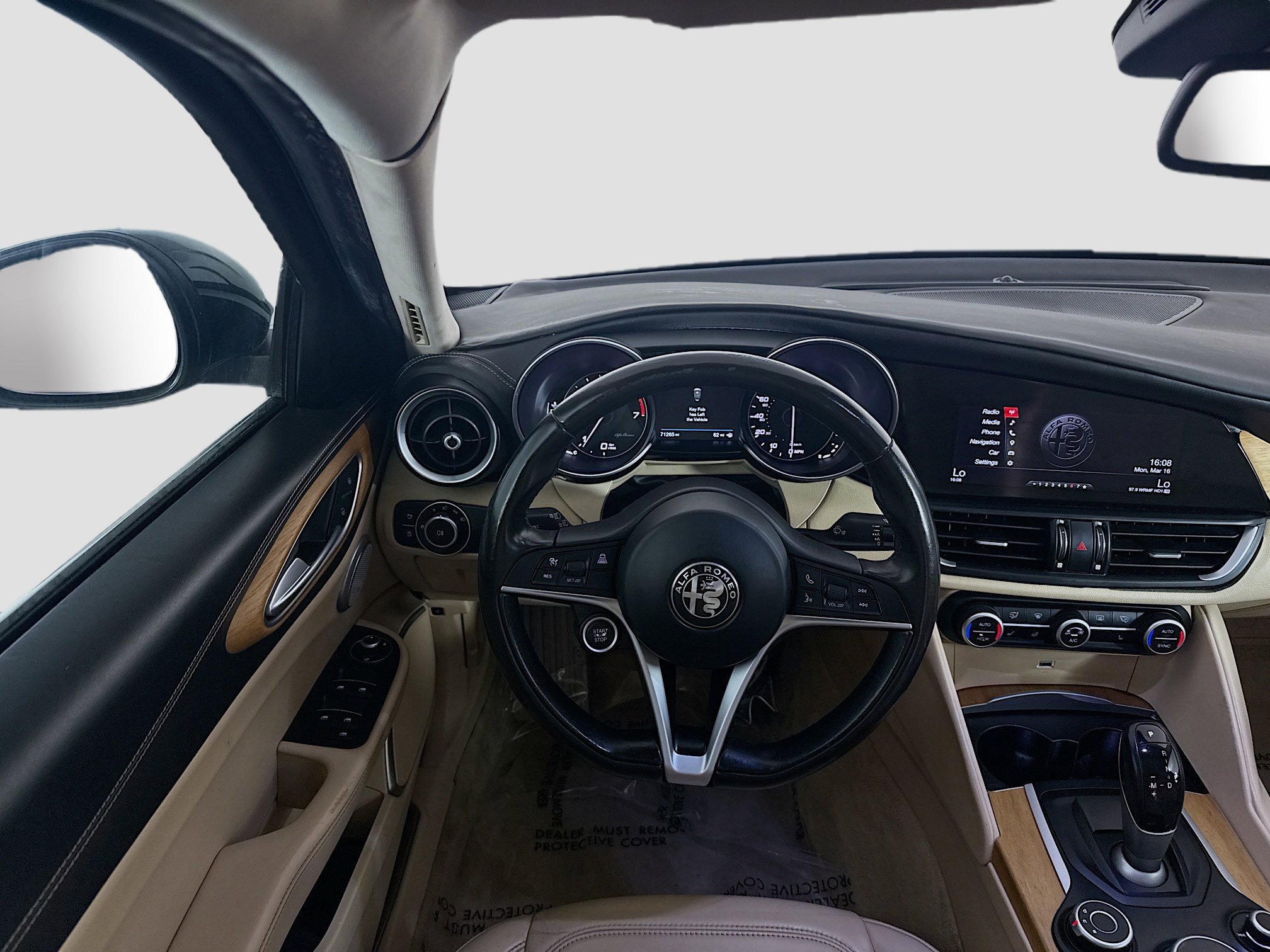 Used 2018 Alfa Romeo Giulia Ti w/ Quick Order Package 22Z Lusso image 17