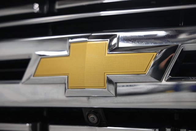 Used 2023 Chevrolet Tahoe Premier w/ Premium Package 2 AWD/4WD image 4