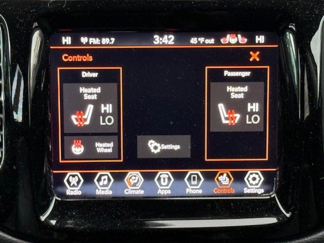 Used 2020 Jeep Compass Limited image 21