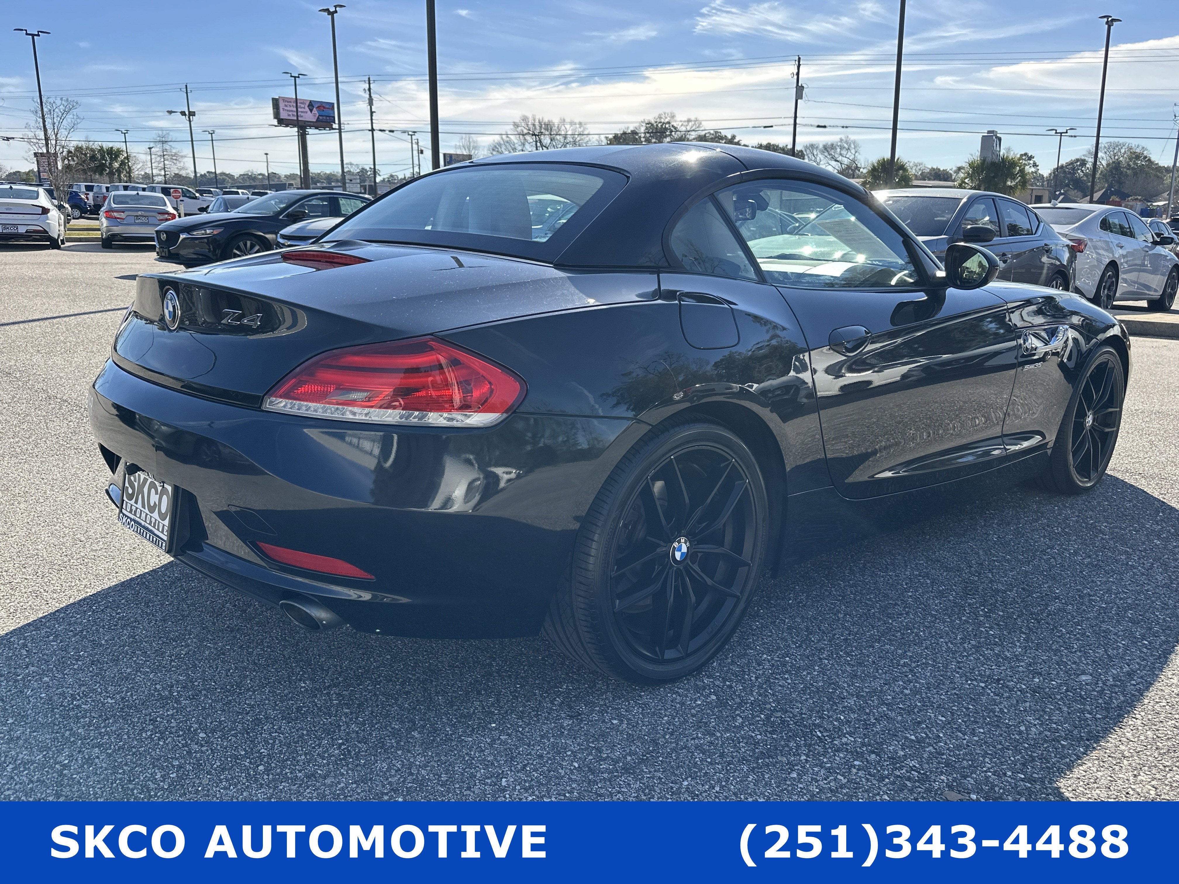 Used 2010 BMW Z4 sDrive35i image 5