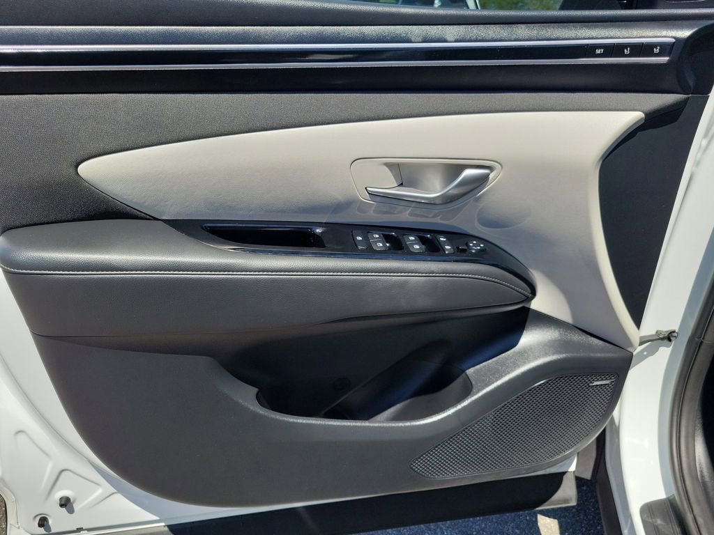 Used 2022 Hyundai Tucson Limited image 19
