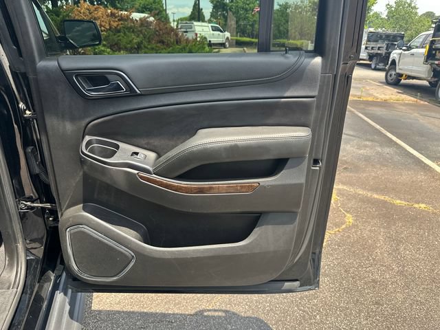 Used 2020 Chevrolet Suburban LT w/ LT Midnight Edition RWD image 18