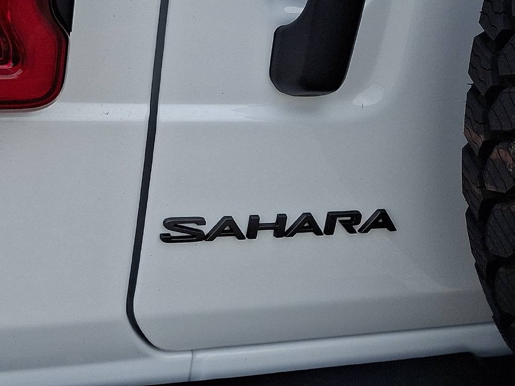 New 2026 Jeep Wrangler Unlimited Sahara AWD/4WD image 21