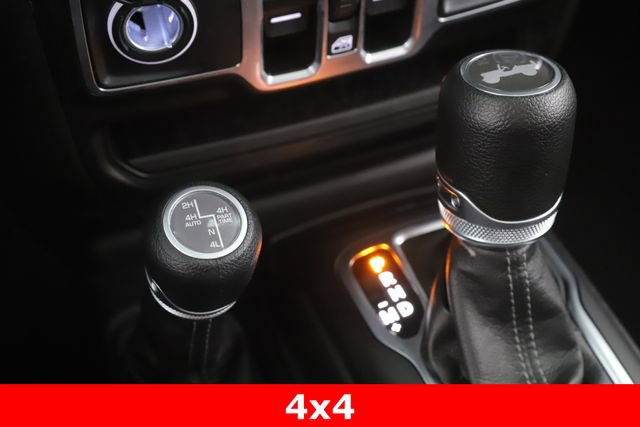 Used 2025 Jeep Wrangler Unlimited Sahara w/ Safety Group image 24