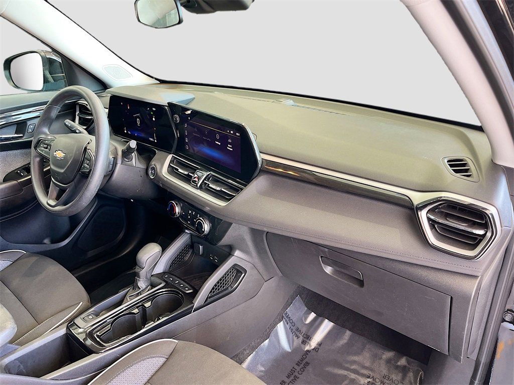 Used 2024 Chevrolet TrailBlazer LT image 26