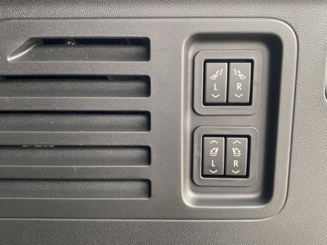 New 2026 Chevrolet Traverse High Country w/ LPO, Floor Liner Package image 26