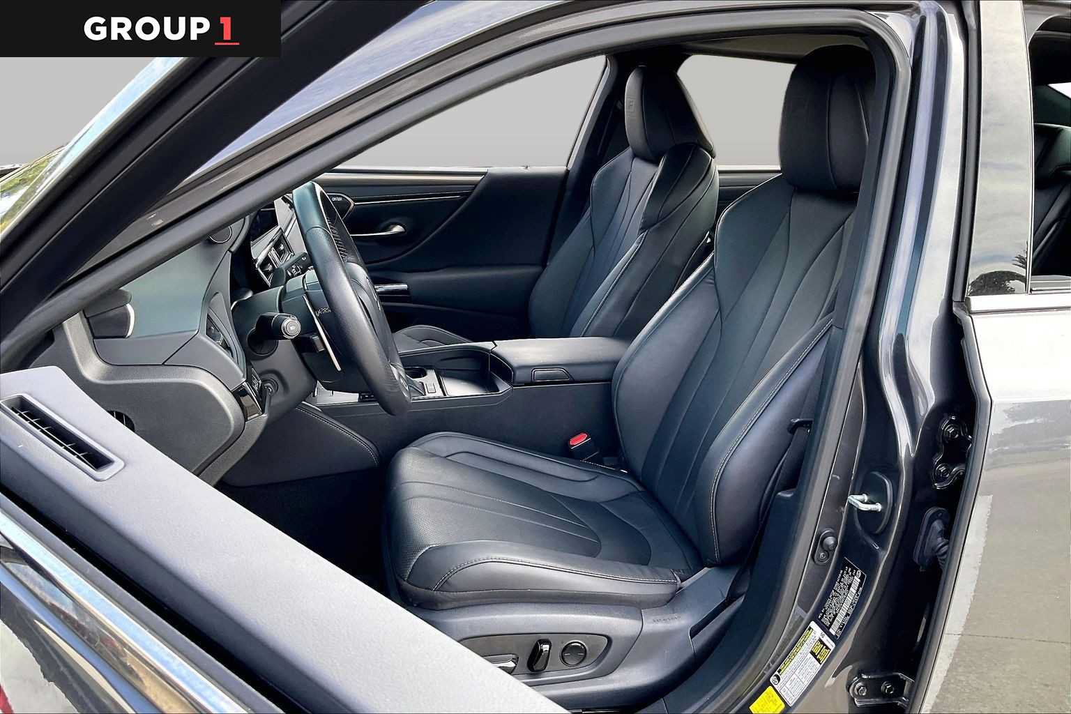Certified 2024 Lexus ES 350 F Sport w/ Accessory Package (Z2) FWD image 7