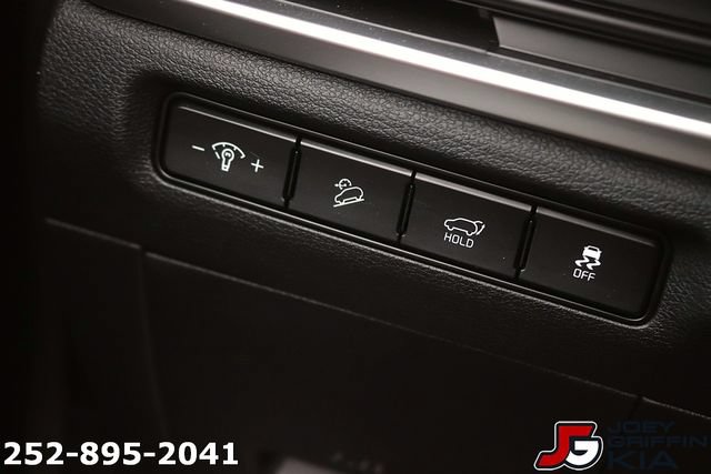 Certified 2025 Kia Telluride EX FWD image 28