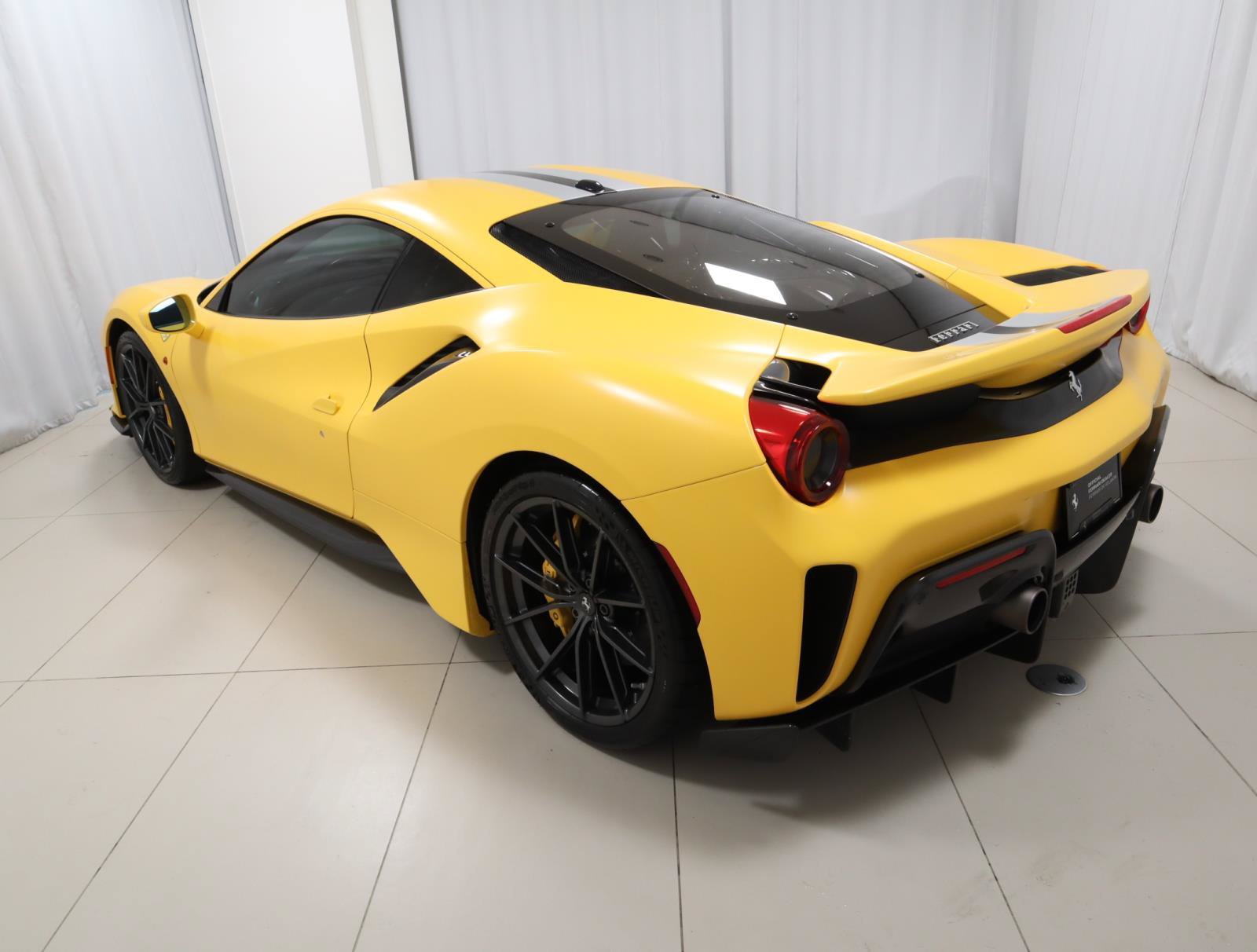 Certified 2019 Ferrari 488 Pista Coupe RWD image 14
