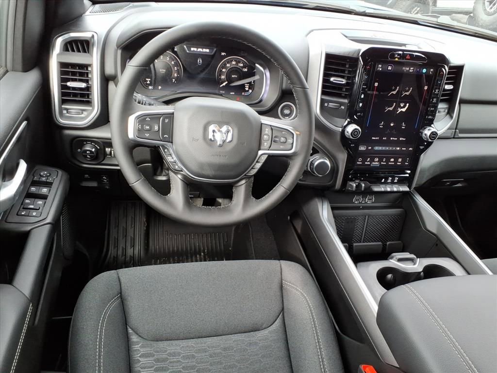 New 2026 RAM 1500 Big Horn AWD/4WD image 12