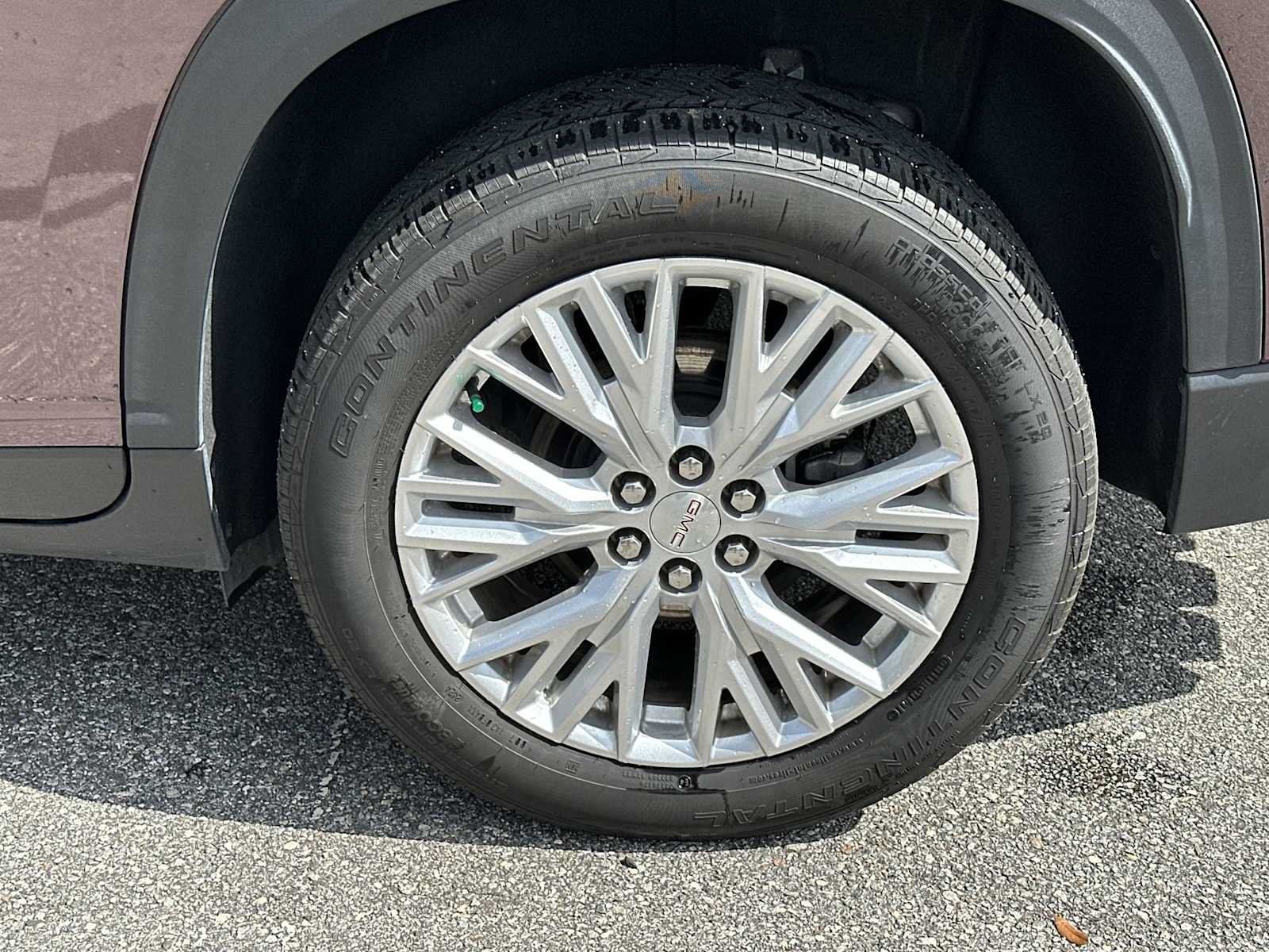 Certified 2024 GMC Acadia Elevation AWD/4WD image 12
