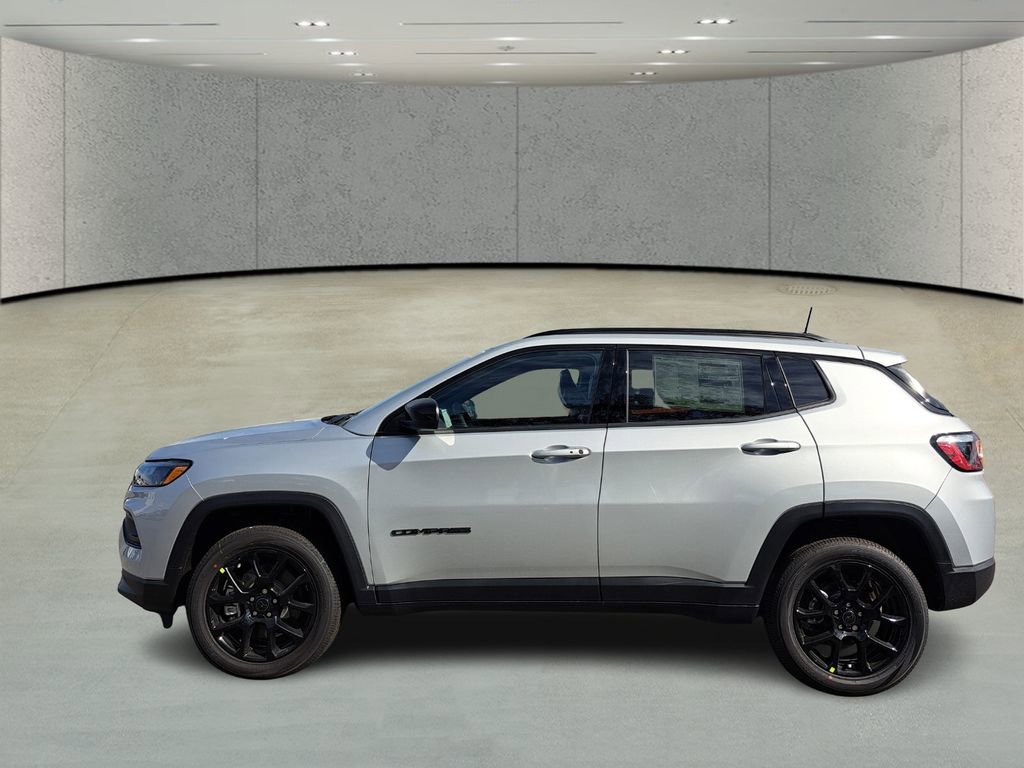 New 2026 Jeep Compass Latitude image 8