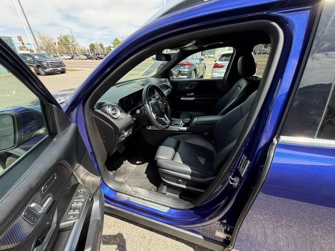 Used 2021 Mercedes-Benz GLB 250 4MATIC image 17