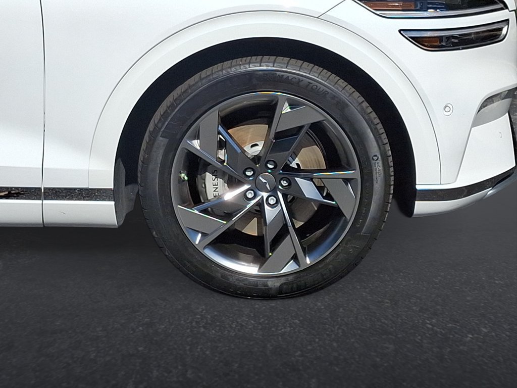Used 2025 Genesis Electrified GV70 AWD/4WD image 27