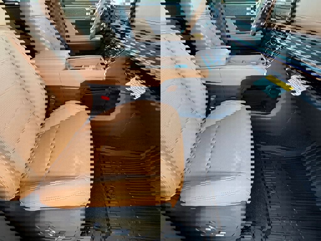 New 2026 Hyundai Santa Fe Limited AWD/4WD image 10