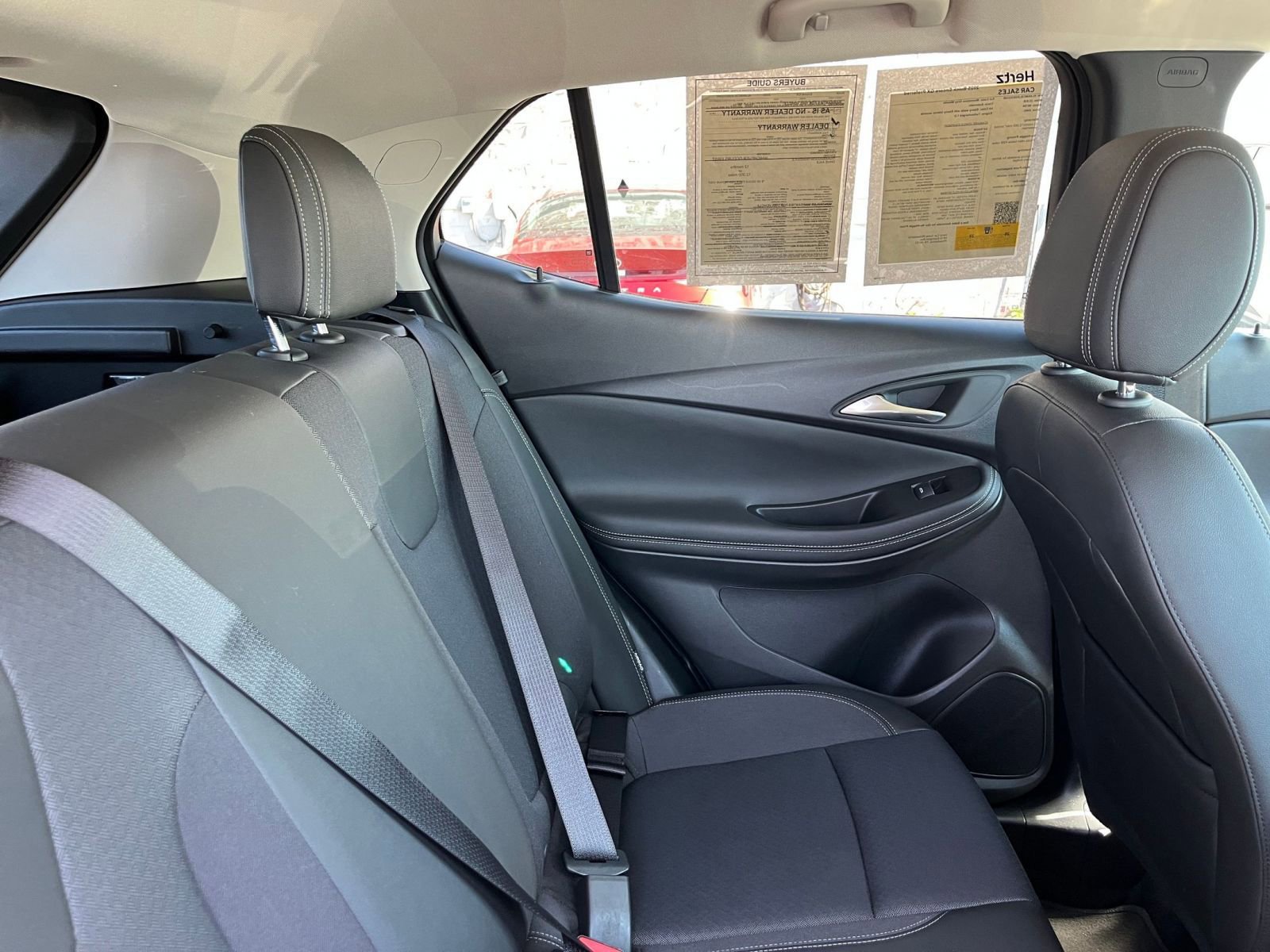 Used 2025 Buick Encore GX Preferred image 37