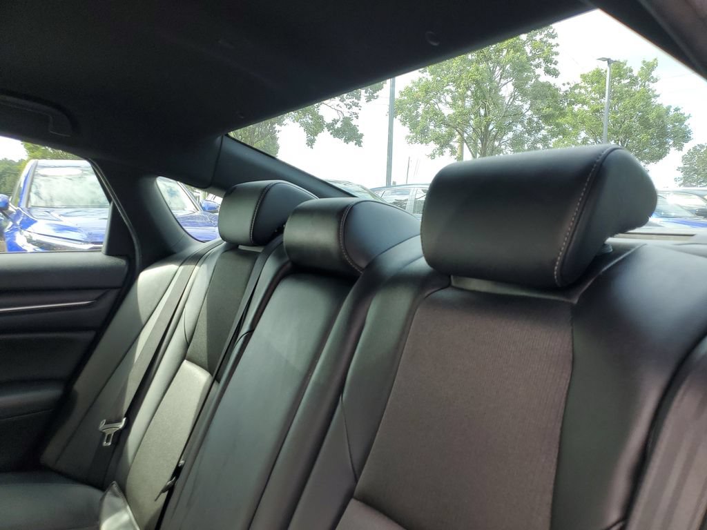 Used 2022 Honda Accord Sport image 11