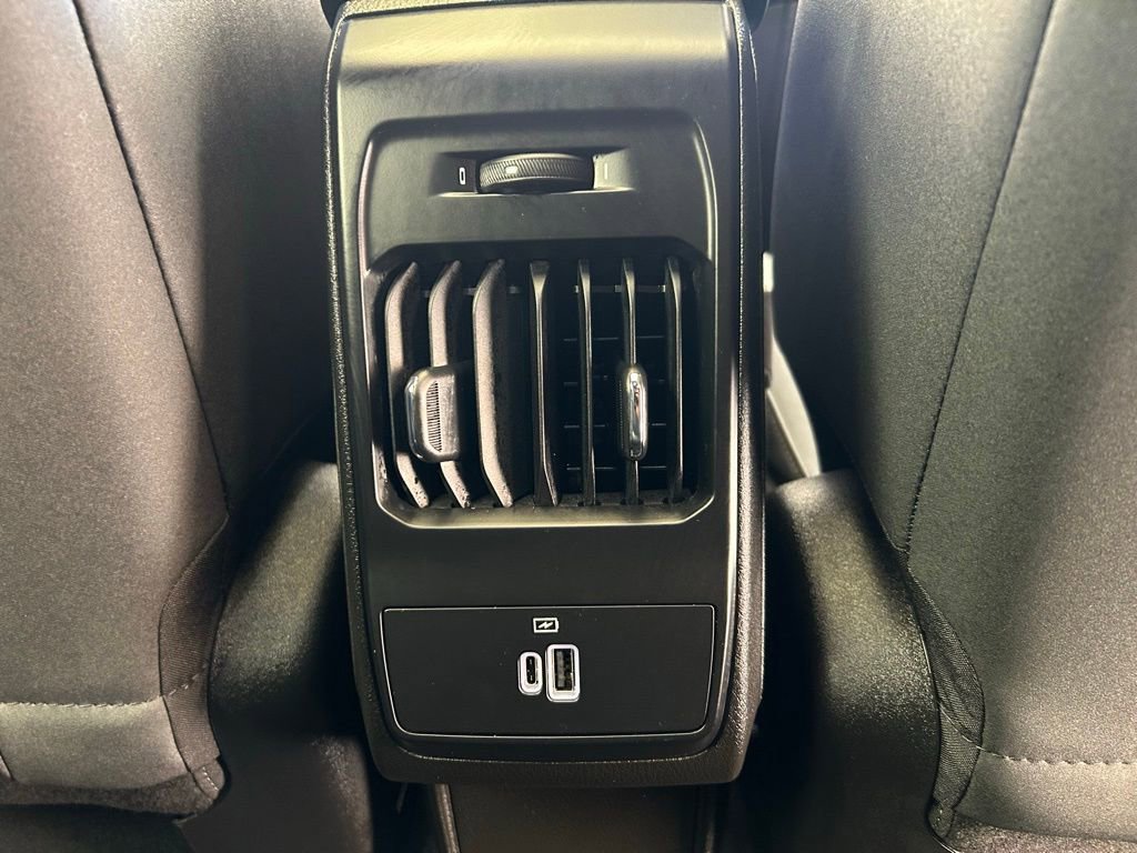 New 2025 Alfa Romeo Tonale AWD/4WD image 18