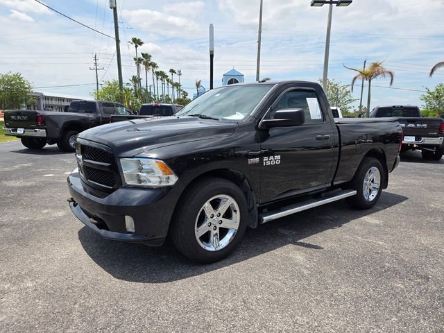 Used 2016 RAM 1500 Express RWD image 3