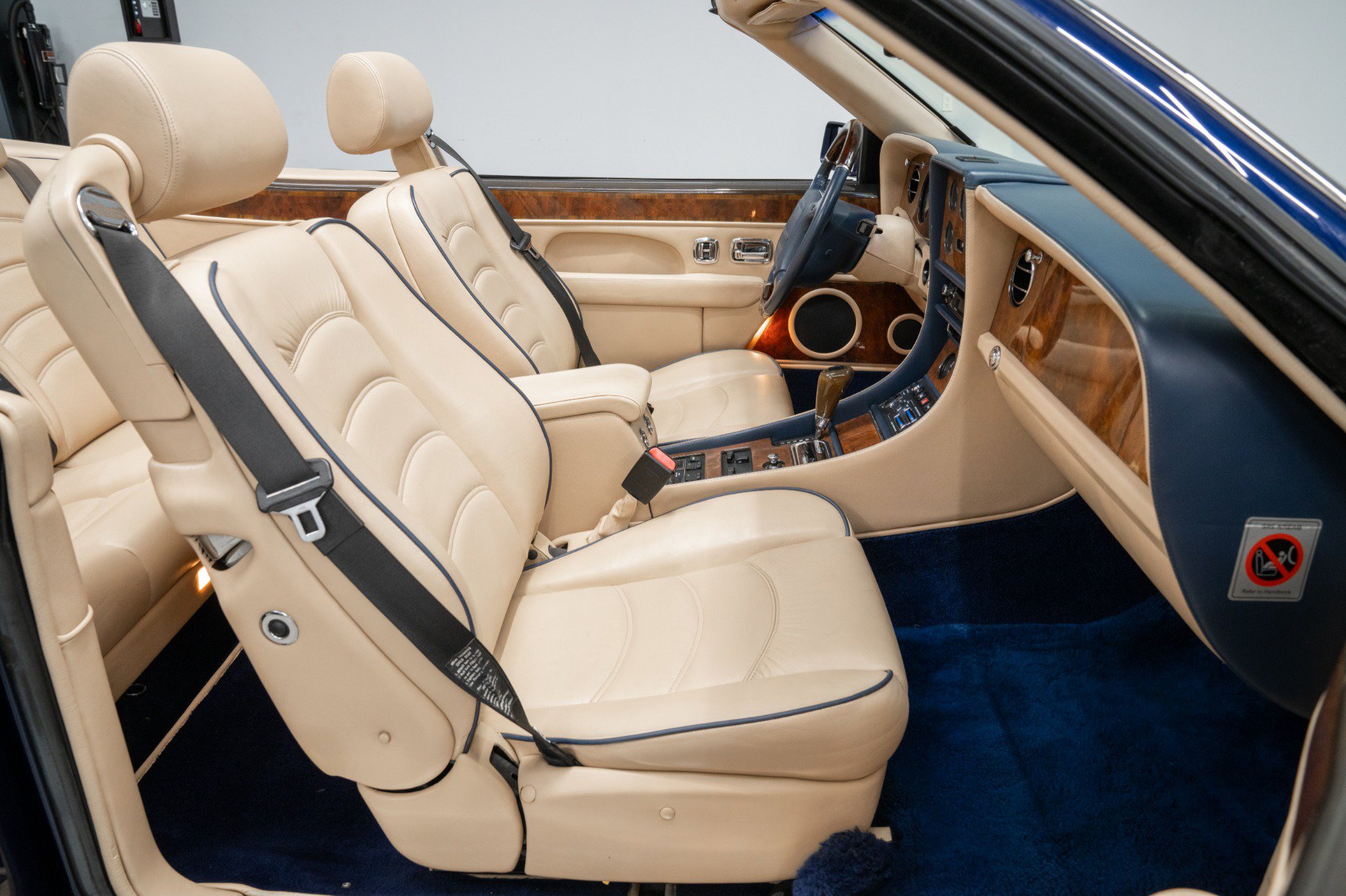 Used 1999 Bentley Azure Mulliner RWD image 23