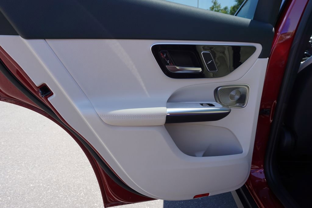 New 2026 Mercedes-Benz GLC 350e 4MATIC image 43
