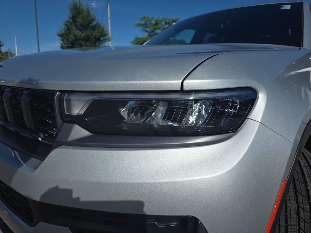 New 2026 Jeep Grand Cherokee L 4WD image 34