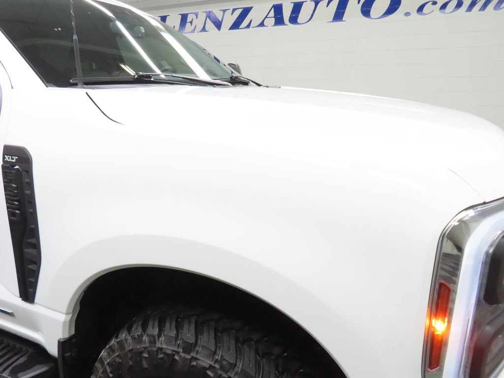 Used 2024 Ford F350 XLT w/ XLT Premium Package AWD/4WD image 30