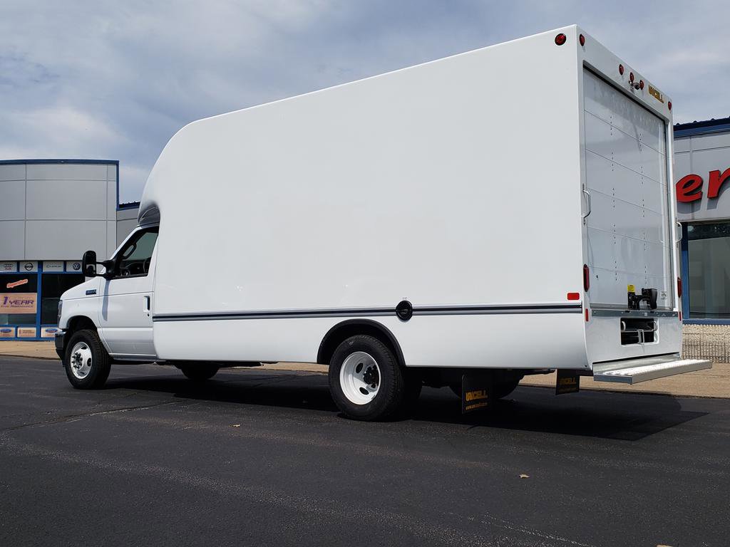 New 2026 Ford E-350 and Econoline 350 Super Duty w/ Power Equipment Group image 6