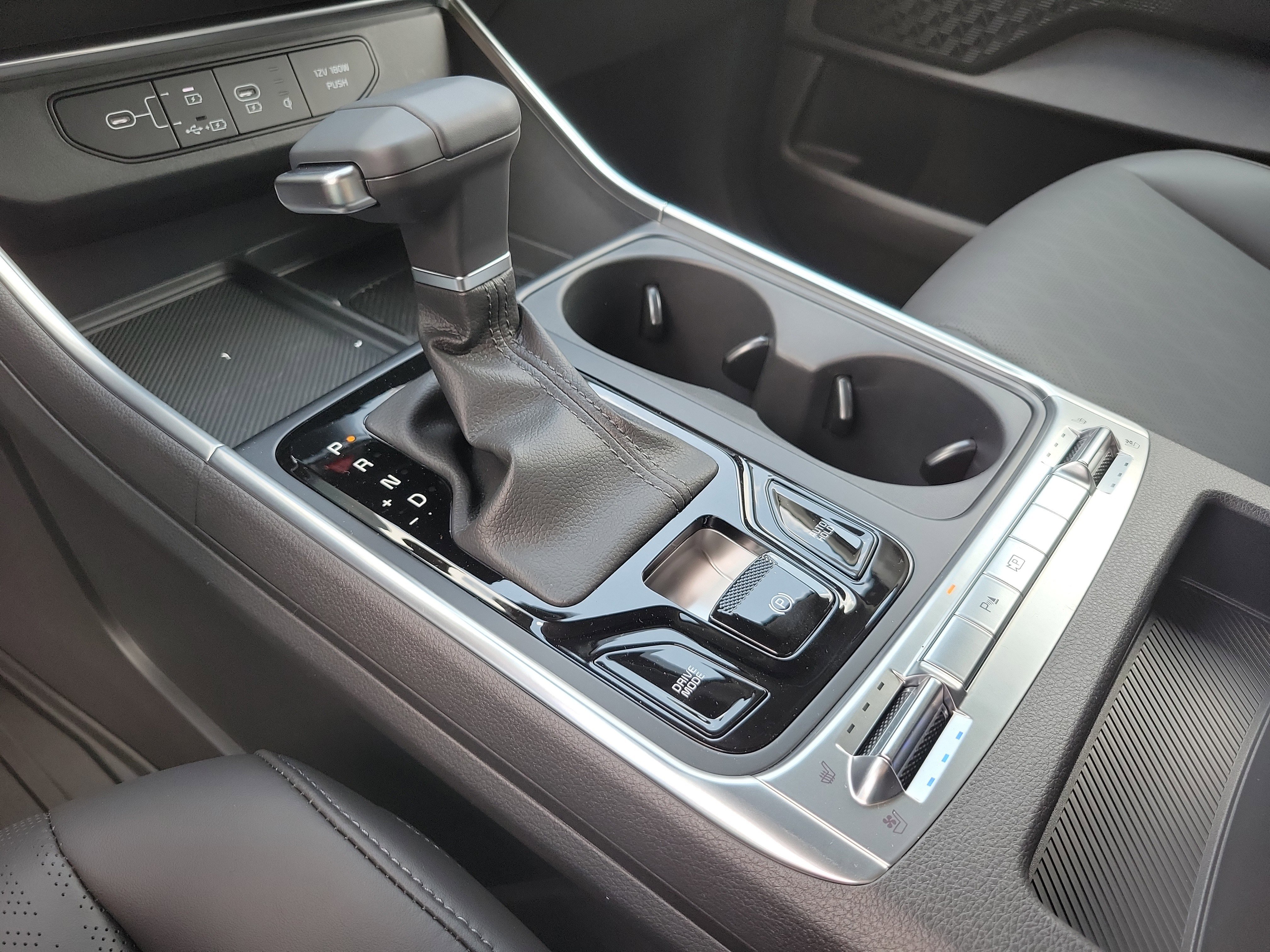 New 2026 Kia Carnival SX image 14