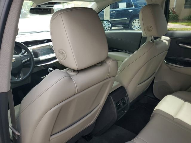 Certified 2023 Cadillac XT4 Luxury w/ Cold Weather Package image 12