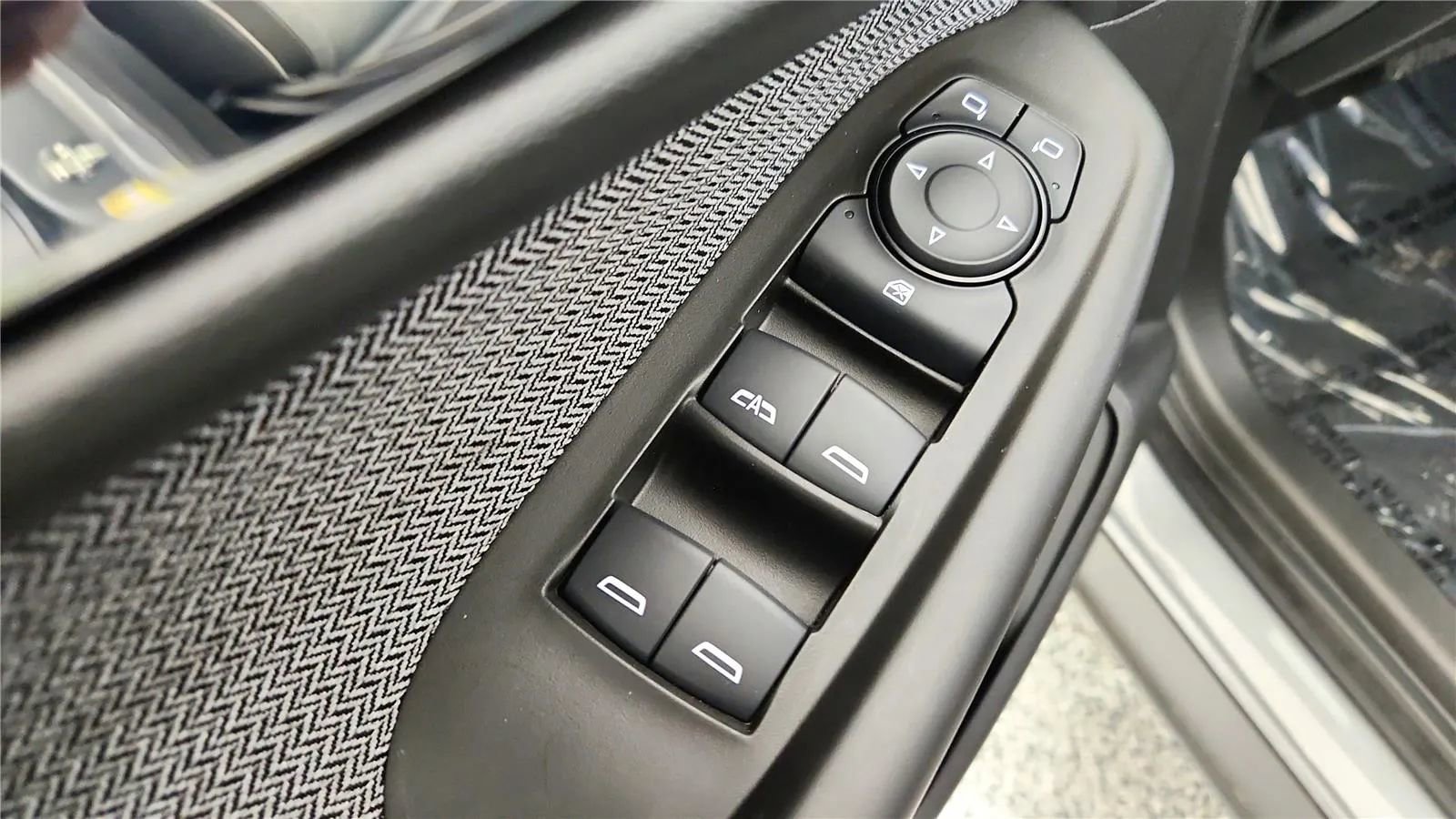 Used 2026 Chevrolet TrailBlazer LT FWD image 29