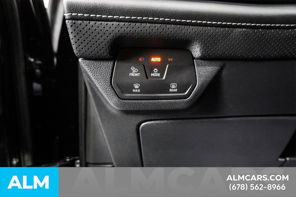 Used 2025 Volkswagen Atlas SE image 35