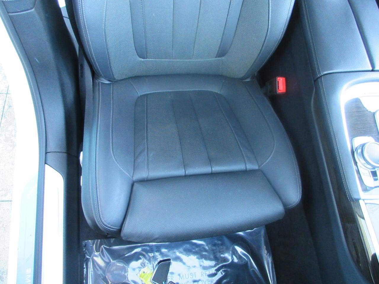 Used 2022 BMW 740i image 26