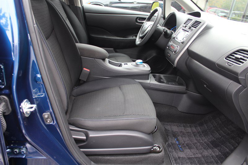Used 2017 Nissan Leaf S w/ Charge Package FWD image 26