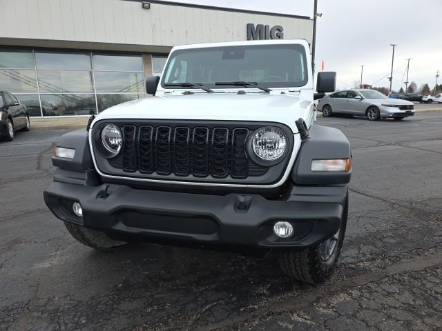 Used 2024 Jeep Wrangler Sport S image 9