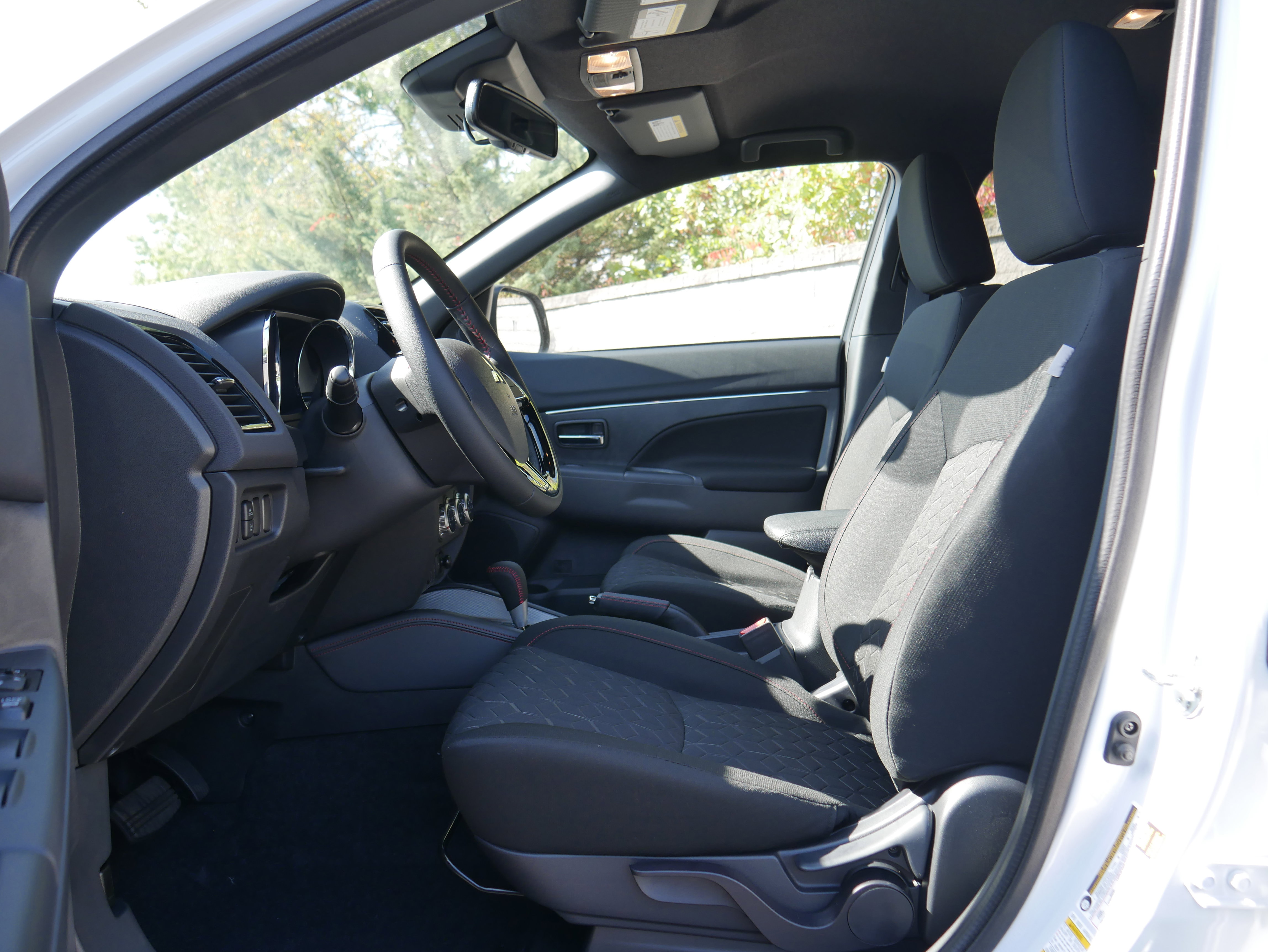 New 2025 Mitsubishi Outlander Sport image 12