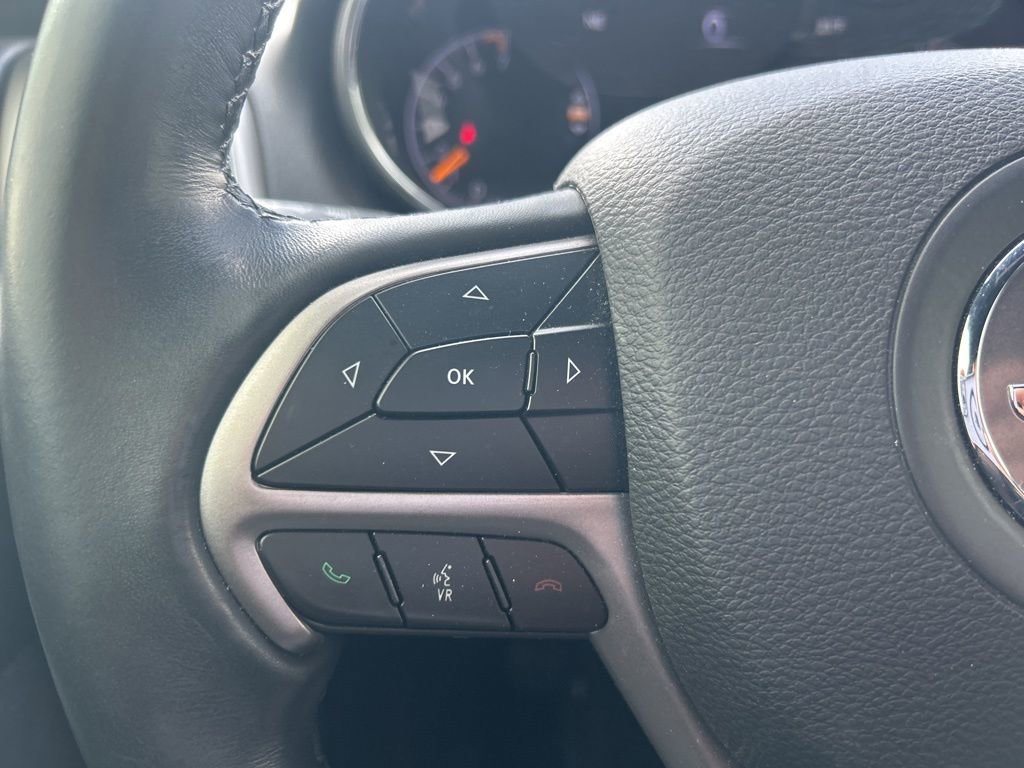 Used 2019 Jeep Grand Cherokee Altitude image 8