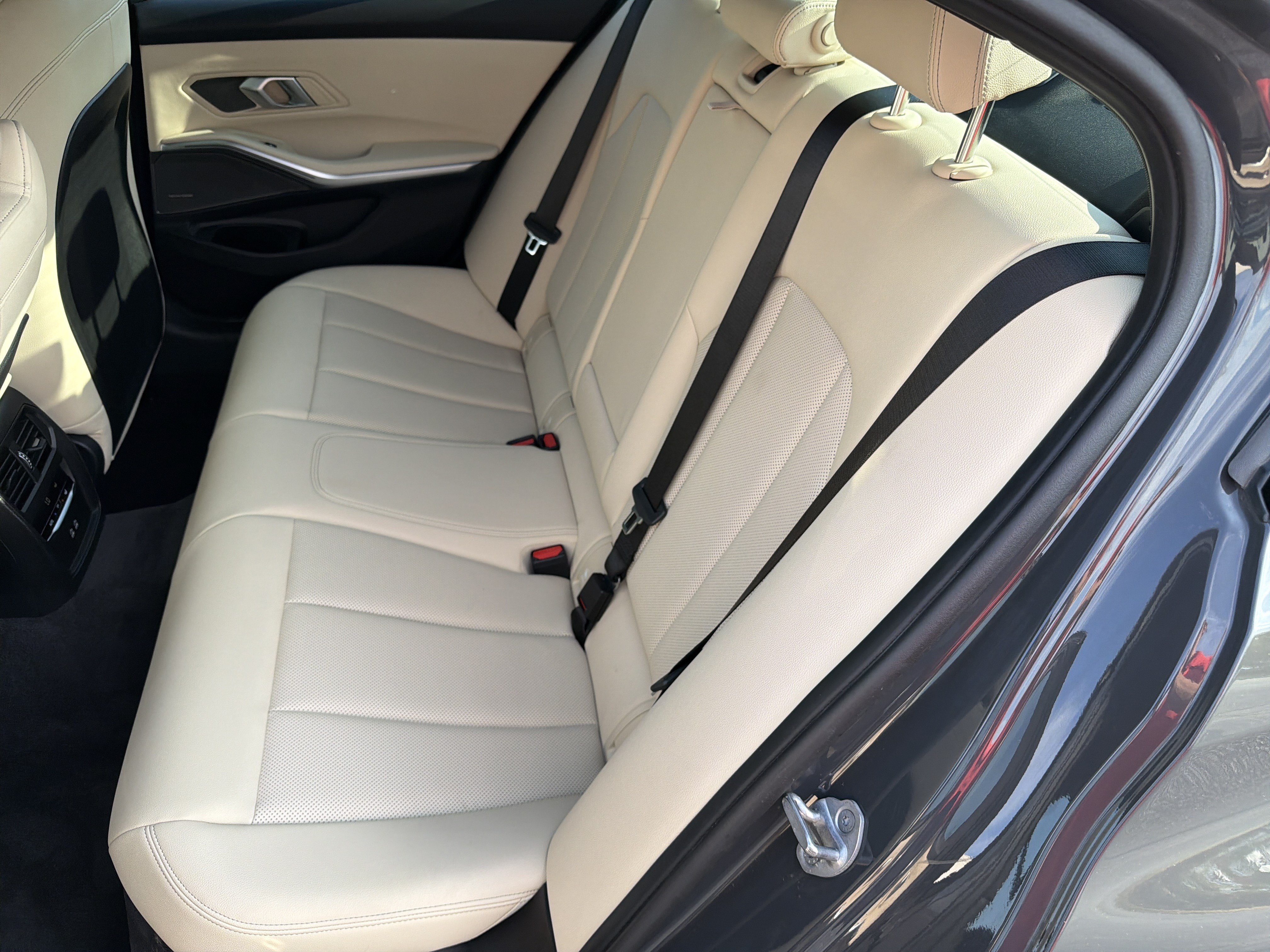 Certified 2026 BMW 330i Sedan w/ M Sport Package RWD image 16