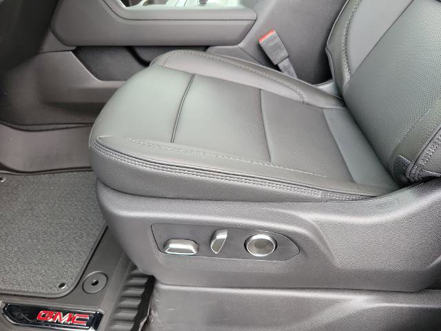 New 2026 GMC Sierra 2500 Denali w/ Denali Reserve Package image 13