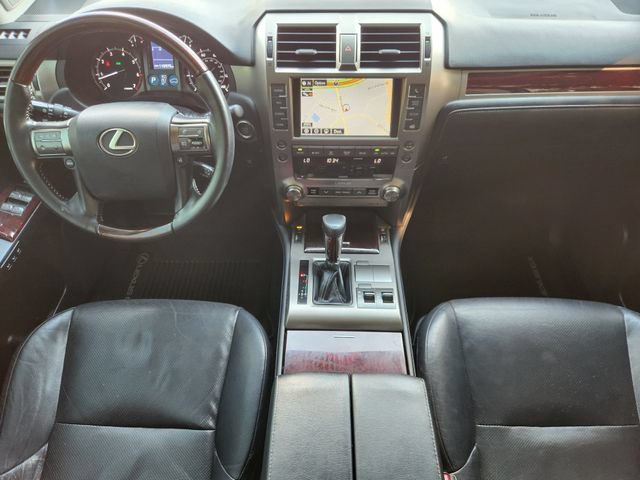 Used 2018 Lexus GX 460 Premium w/ Premium Package AWD/4WD image 27