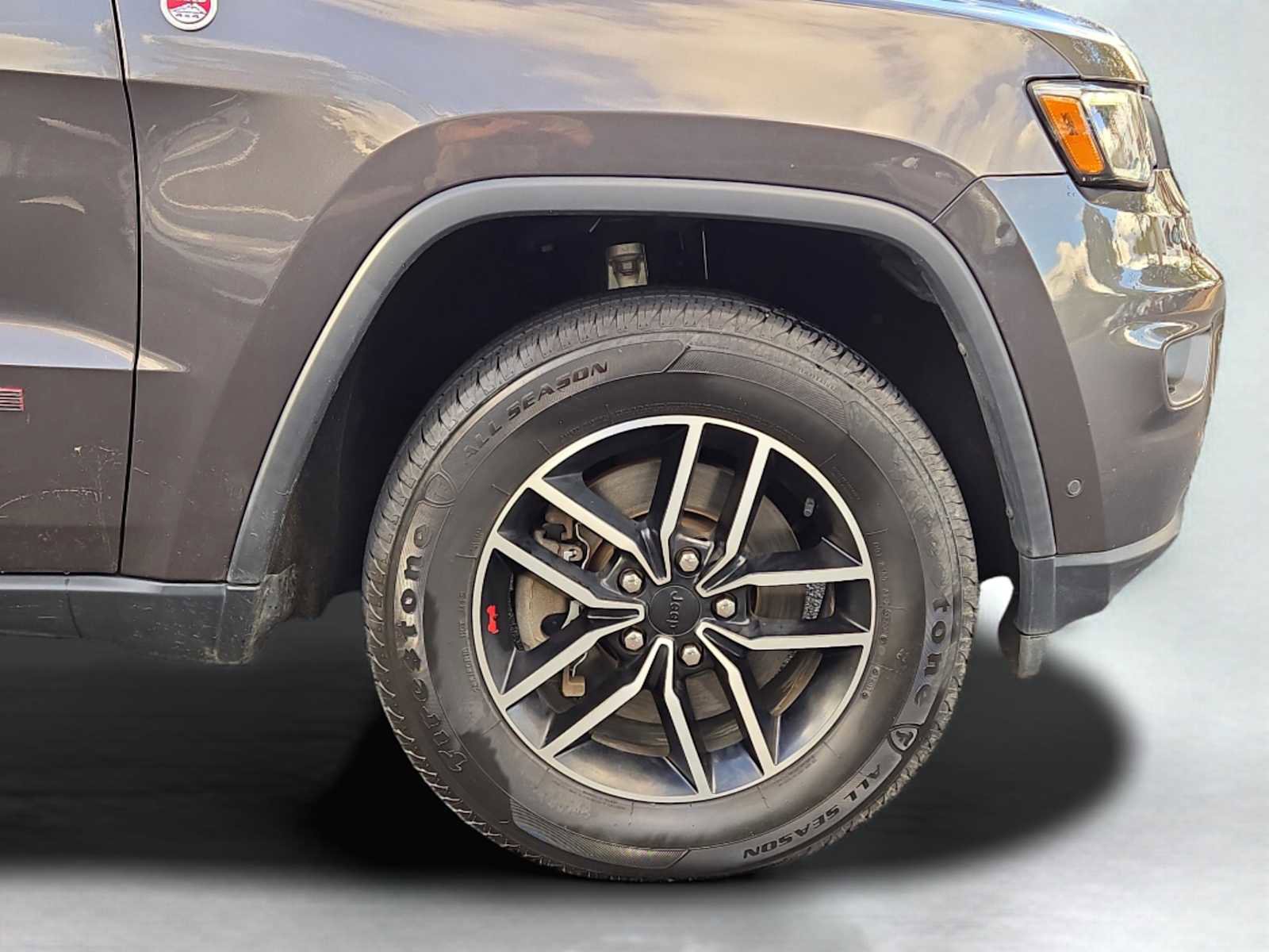 Used 2021 Jeep Grand Cherokee Trailhawk w/ Premium Lighting Group image 11