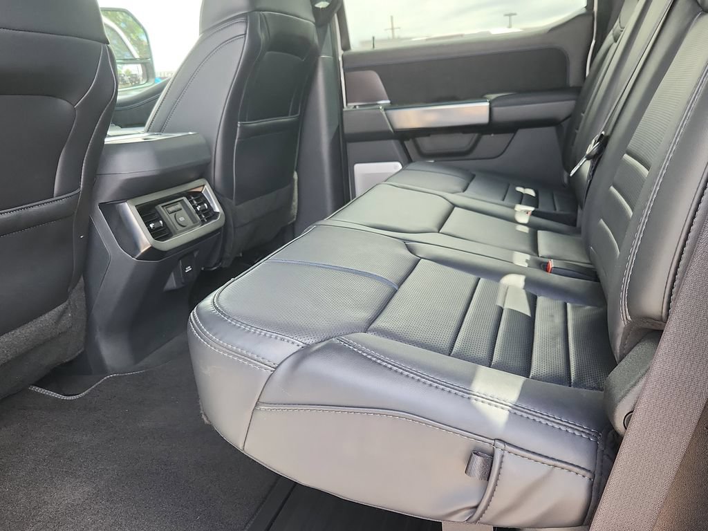 Used 2026 Ford F350 Platinum AWD/4WD image 10