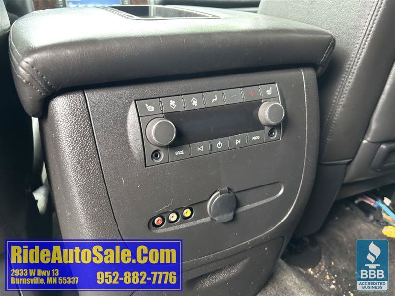 Used 2013 GMC Yukon XL Denali AWD/4WD image 29