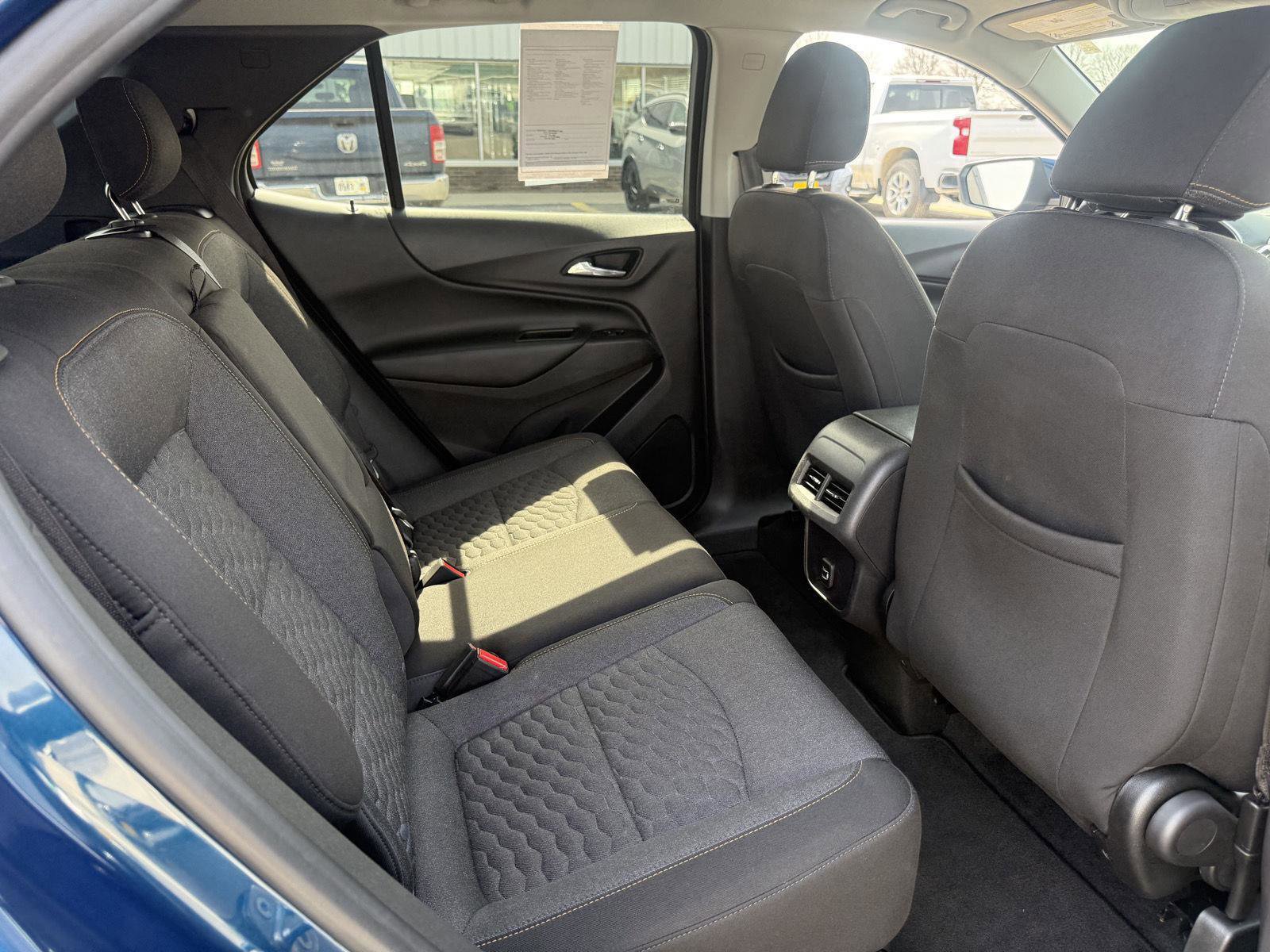 Used 2020 Chevrolet Equinox LT FWD image 22